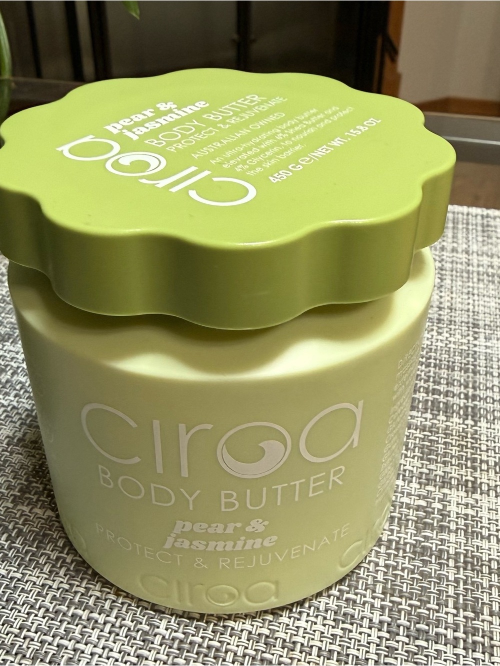 Ciroa Brand New 🍐Pear & Jasmine Protect & Rejuvenate Body Butter Green
